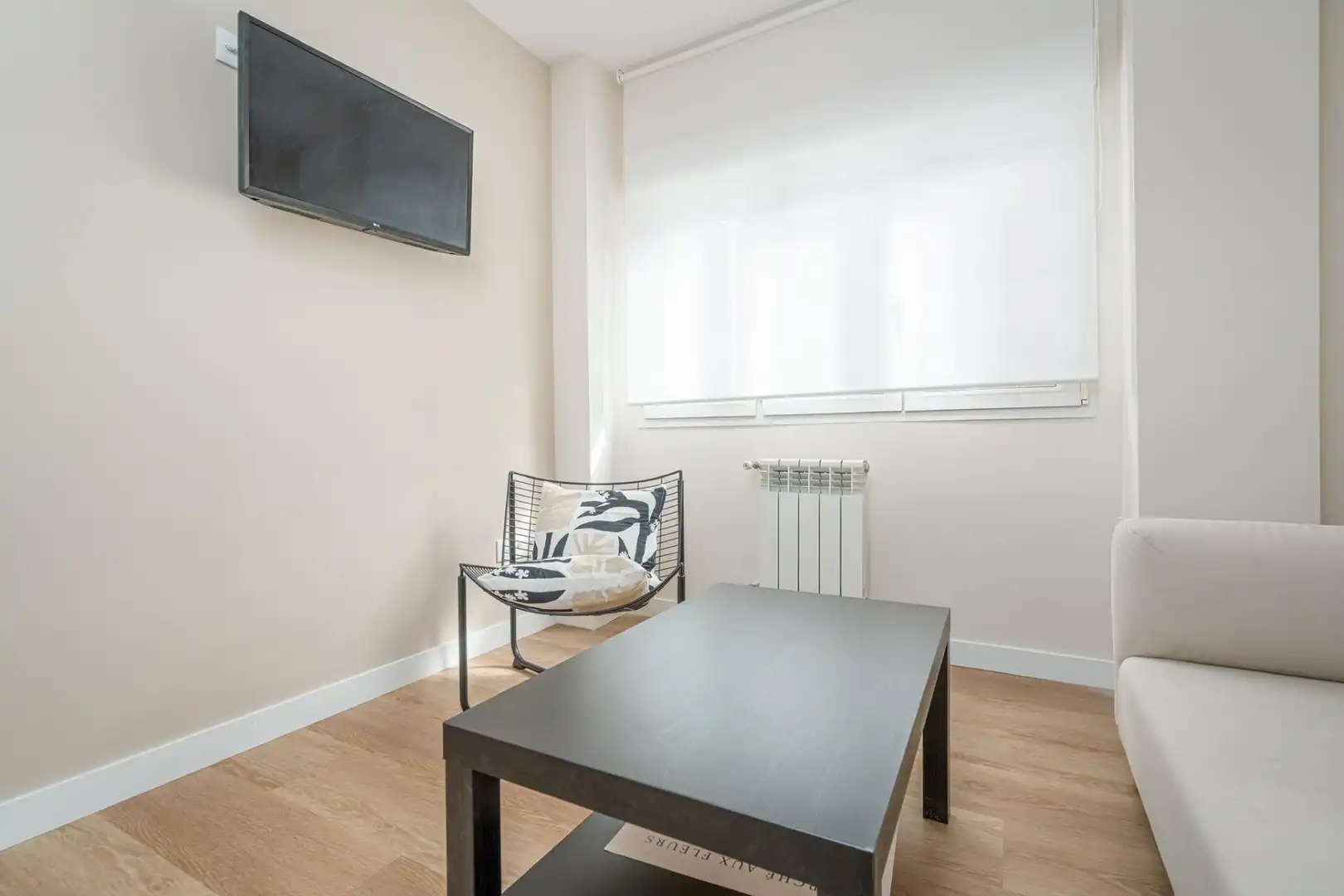 Wohnzimmer von Wohnung zur Miete in Oviedo  mit Heizung, Terrasse und Möbliert