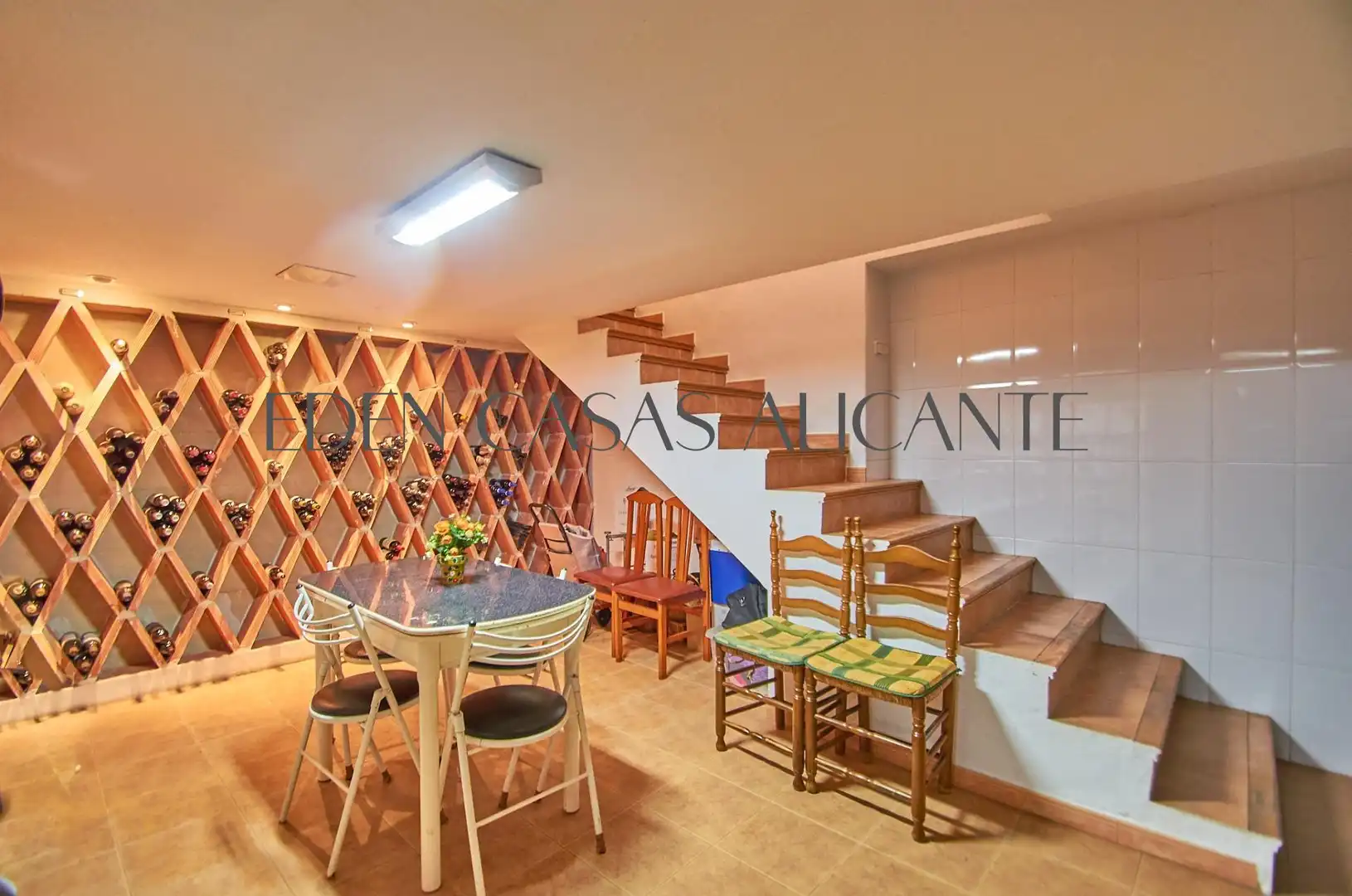 Casa adosada en venda en San Vicente del Raspeig / Sant Vicent del Raspeig amb Aire condicionat, Jardí privat i Parquet