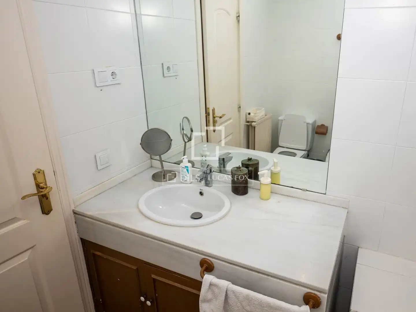 Bathroom of Houses for rent in Madrid  with Air Conditioner, Heating and Private garden