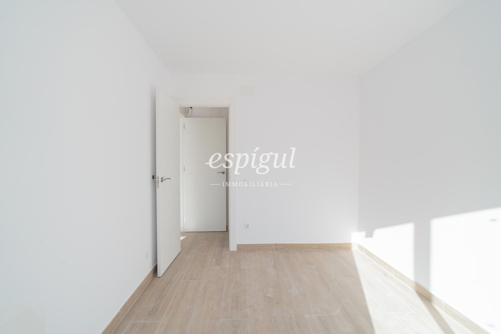 Habitación de Piso en venta en Salt con Calefacción, Parquet y Terraza