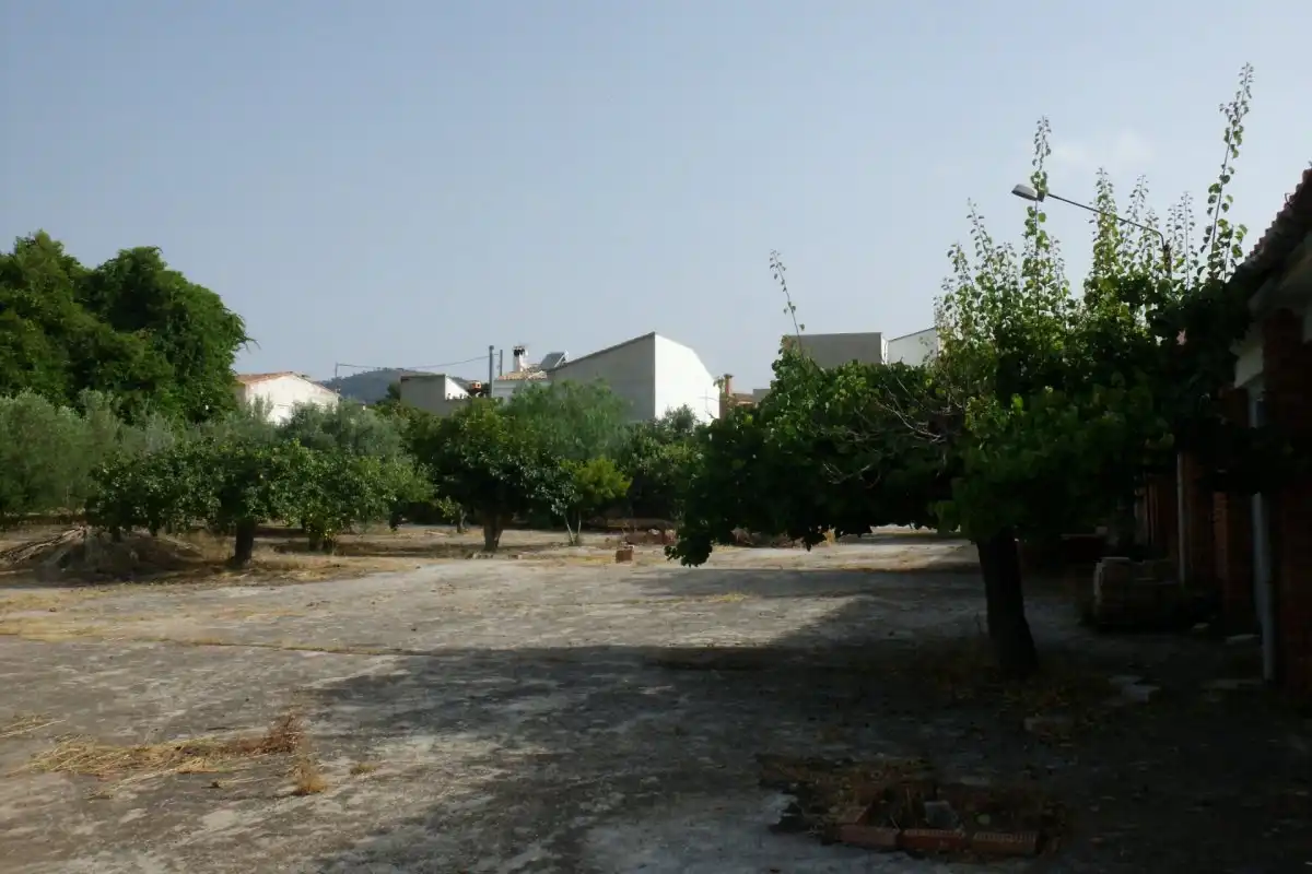 Terreno residencial en venta en L'Olleria