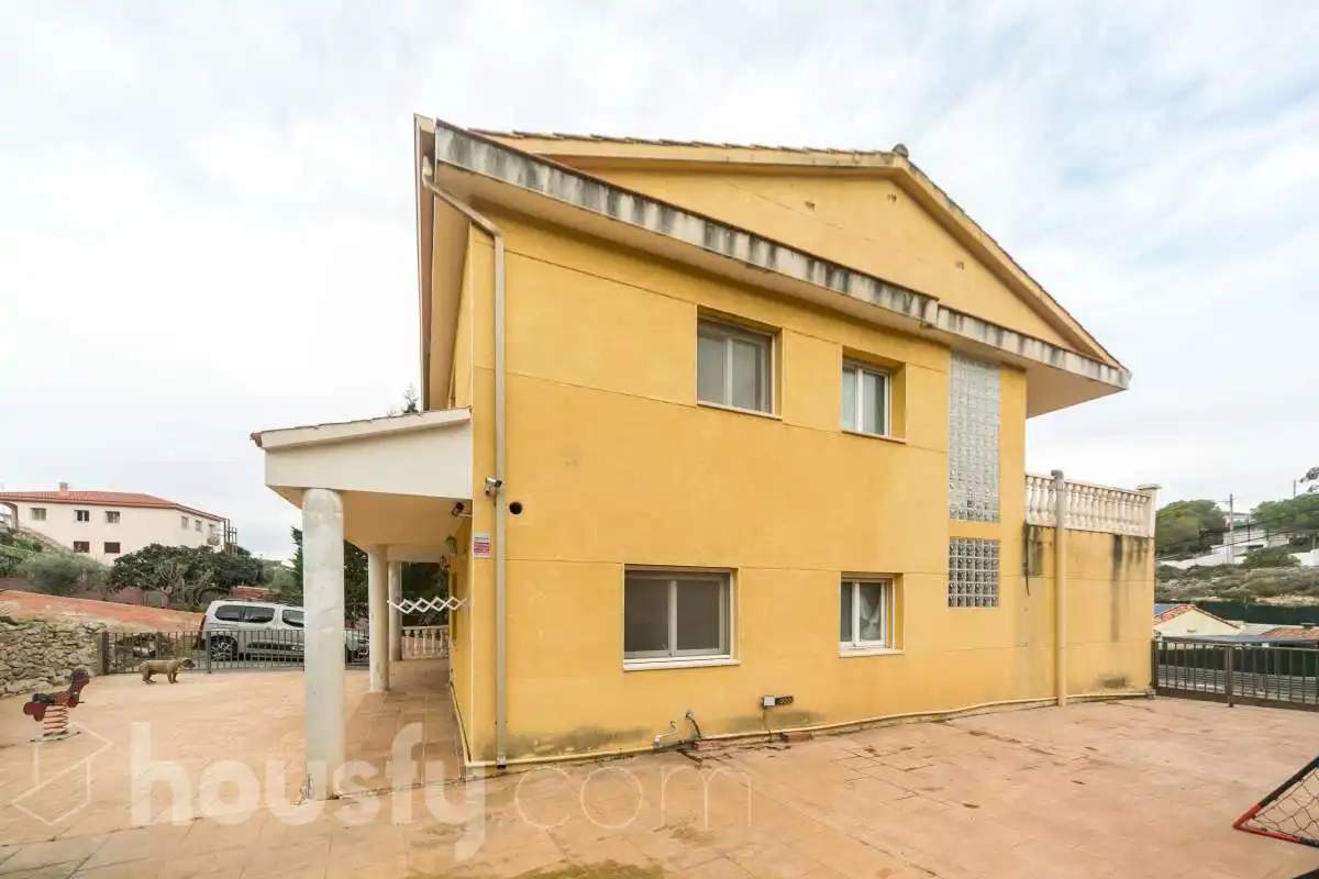 Casa o xalet en venda a Carrer de la Figuera, Olèrdola