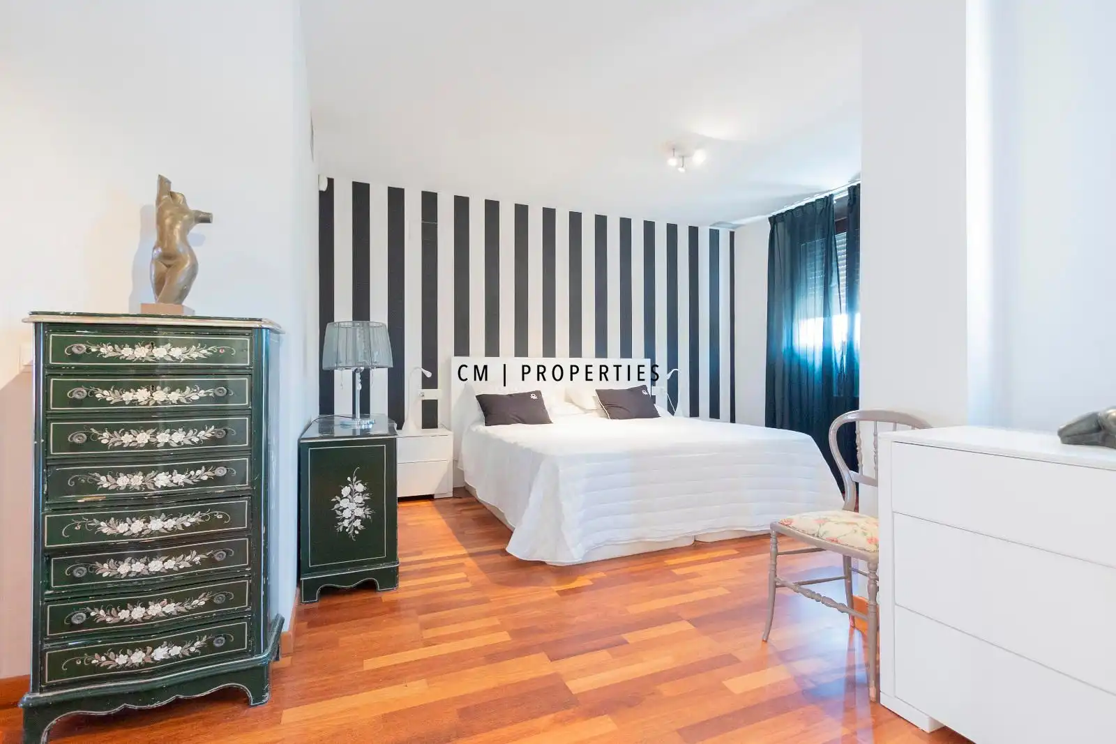 Habitación de Casa adosada de alquiler en Bétera con Aire acondicionado, Calefacción y Parquet