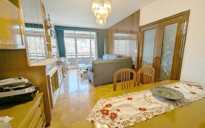 Schlafzimmer von Wohnung zum verkauf in  Barcelona Capital mit Balkon