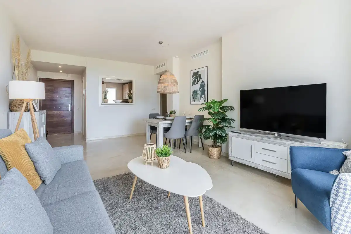 Sala d'estar de Apartament en venda en Casares amb Aire condicionat, Terrassa i Traster