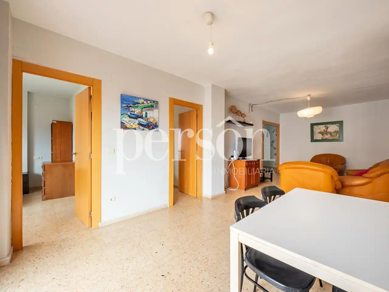 Habitación de Piso de alquiler en Valencia con Aire acondicionado, Amueblado y Balcón
