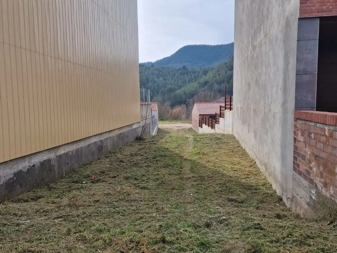 Wohnbaugrundstück zum Verkauf in Carrer de la font 10, imagen 3