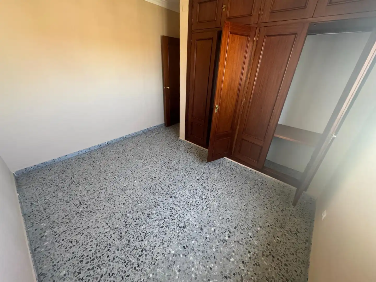 Bedroom of Flat for sale in Dos Hermanas  with Terrace and Storage room