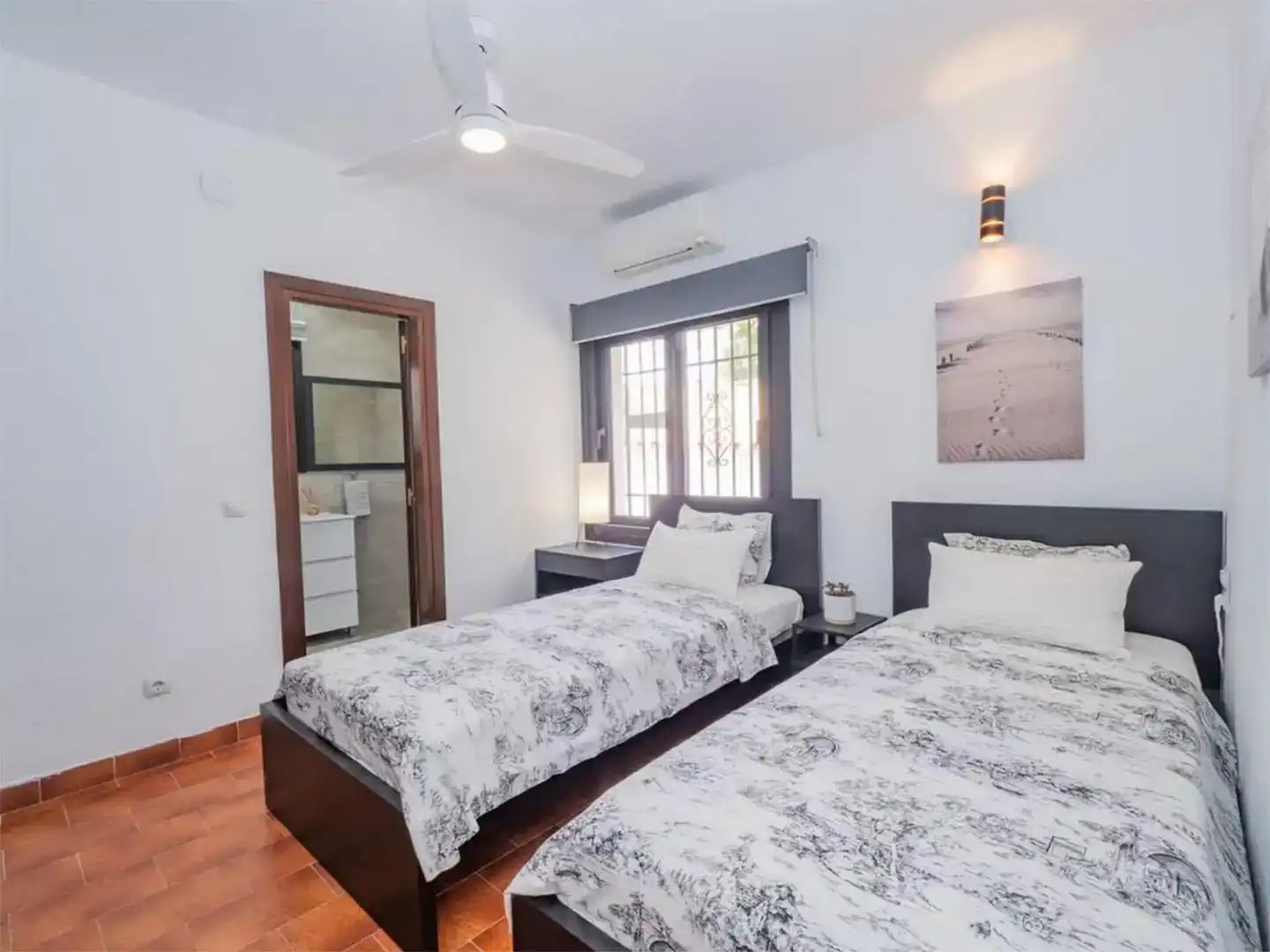 Habitación de Casa o chalet de alquiler en Benalmádena con Aire acondicionado, Jardín privado y Piscina