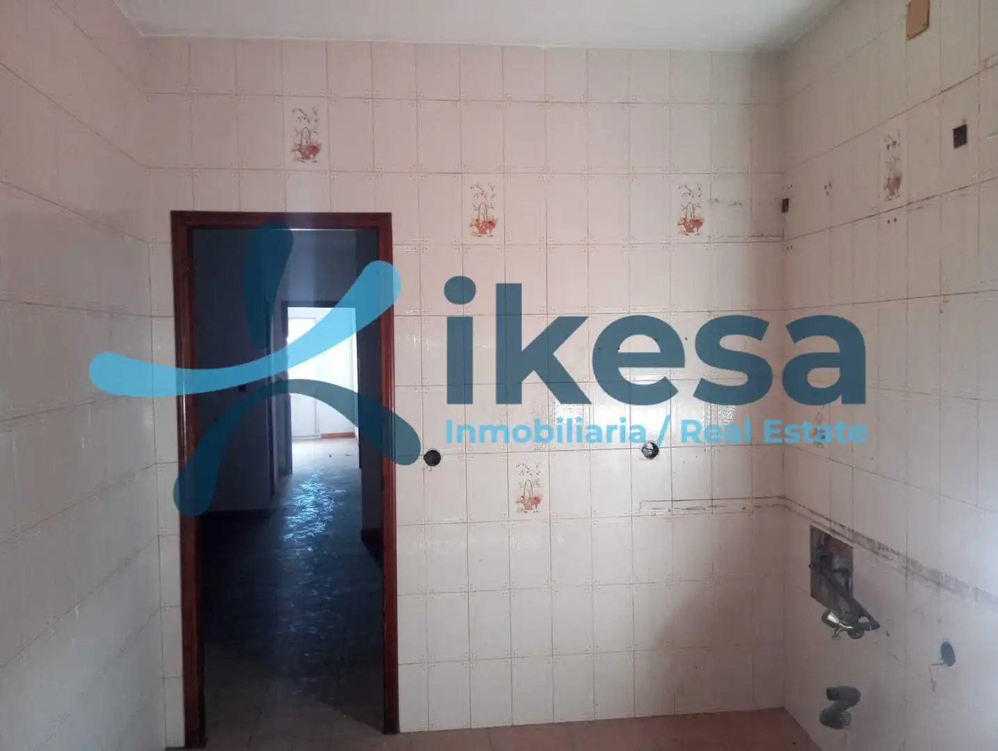 Casa adosada en venta en Calera de León