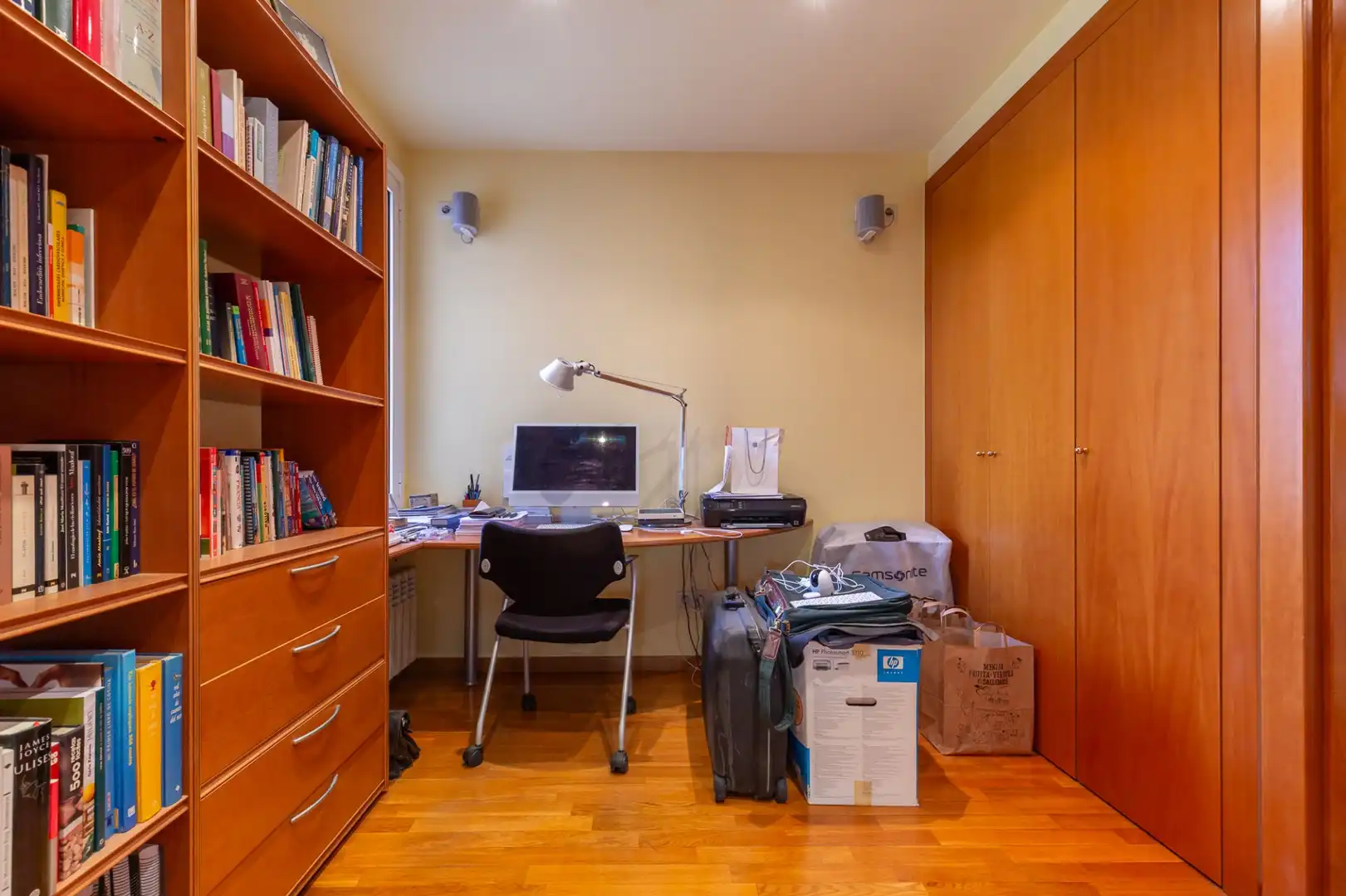 Piso en venta en Esplugues de Llobregat con Aire acondicionado, Calefacción y Trastero