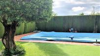 Piscina de Casa o xalet en venda en  Córdoba Capital amb Aire condicionat, Calefacció i Jardí privat