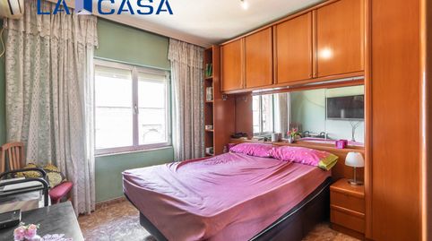 Foto 4 de Piso en venta en Calle San Basilio, Pradolongo, Madrid Capital