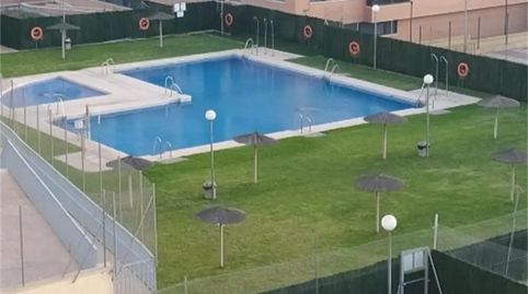 Foto 2 de Piso en venta en Calle Sierra de Gredos, 29, Piedras Redondas - Torrecárdenas, Almería Capital