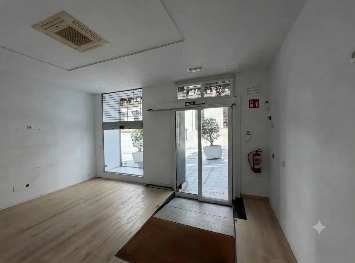 Commercial properties for rent in Vigo   with Air Conditioner, Internet and Alarm