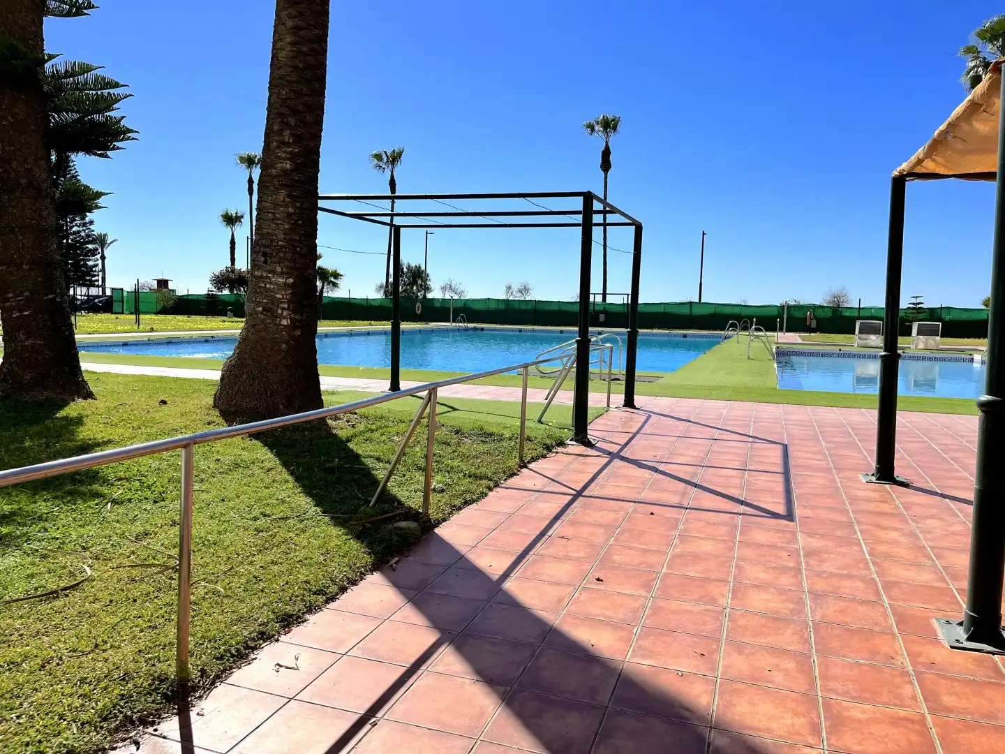 Piscina de Piso en venta en Salobreña con Terraza, Piscina y Piscina comunitaria