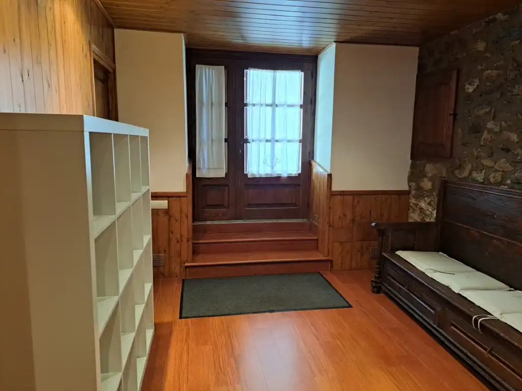 Houses for rent in Carrer Mossèn Cinto Verdaguer, 5, Das
