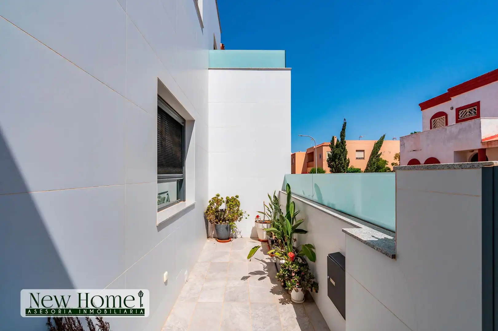 Terrace of Houses for sale in Roquetas de Mar  with Air Conditioner, Terrace and Furnished