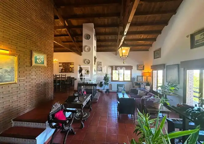 Casa o chalet en venta en El Clavín - Valdeluz