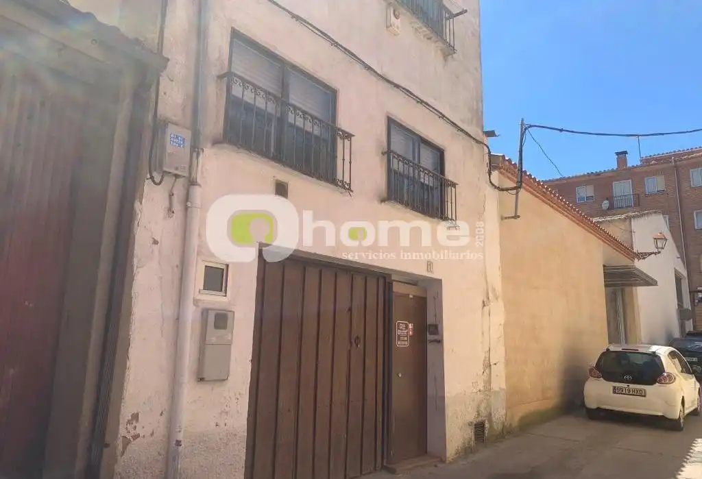 Exterior view of Houses for sale in Toro