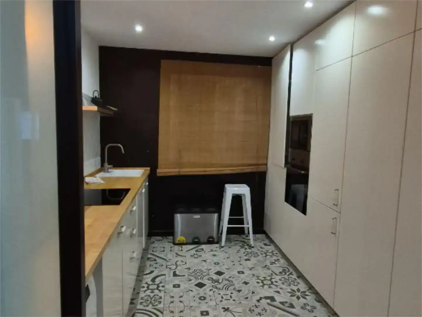 Kitchen of Flat for sale in Marbella  with Air Conditioner, Swimming Pool and Balcony