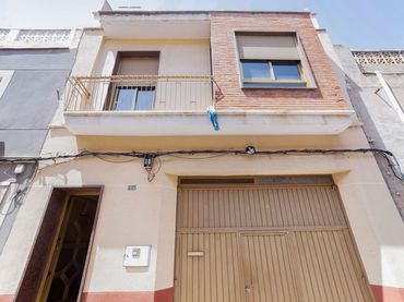 Maison jumelée à vendre à C/ Cruz