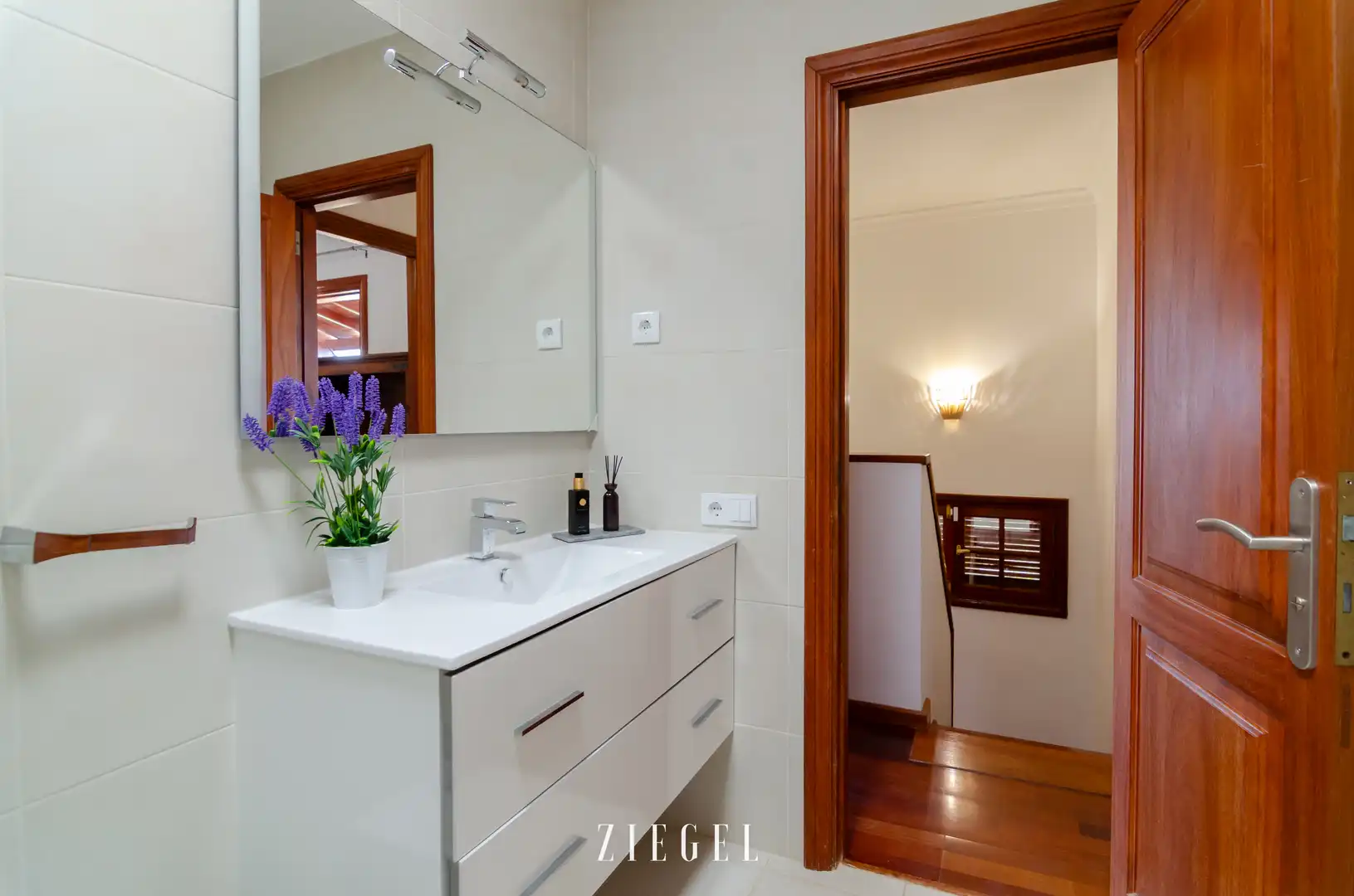 Bathroom of Houses for rent in Mogán  with Terrace, Swimming Pool and Furnished