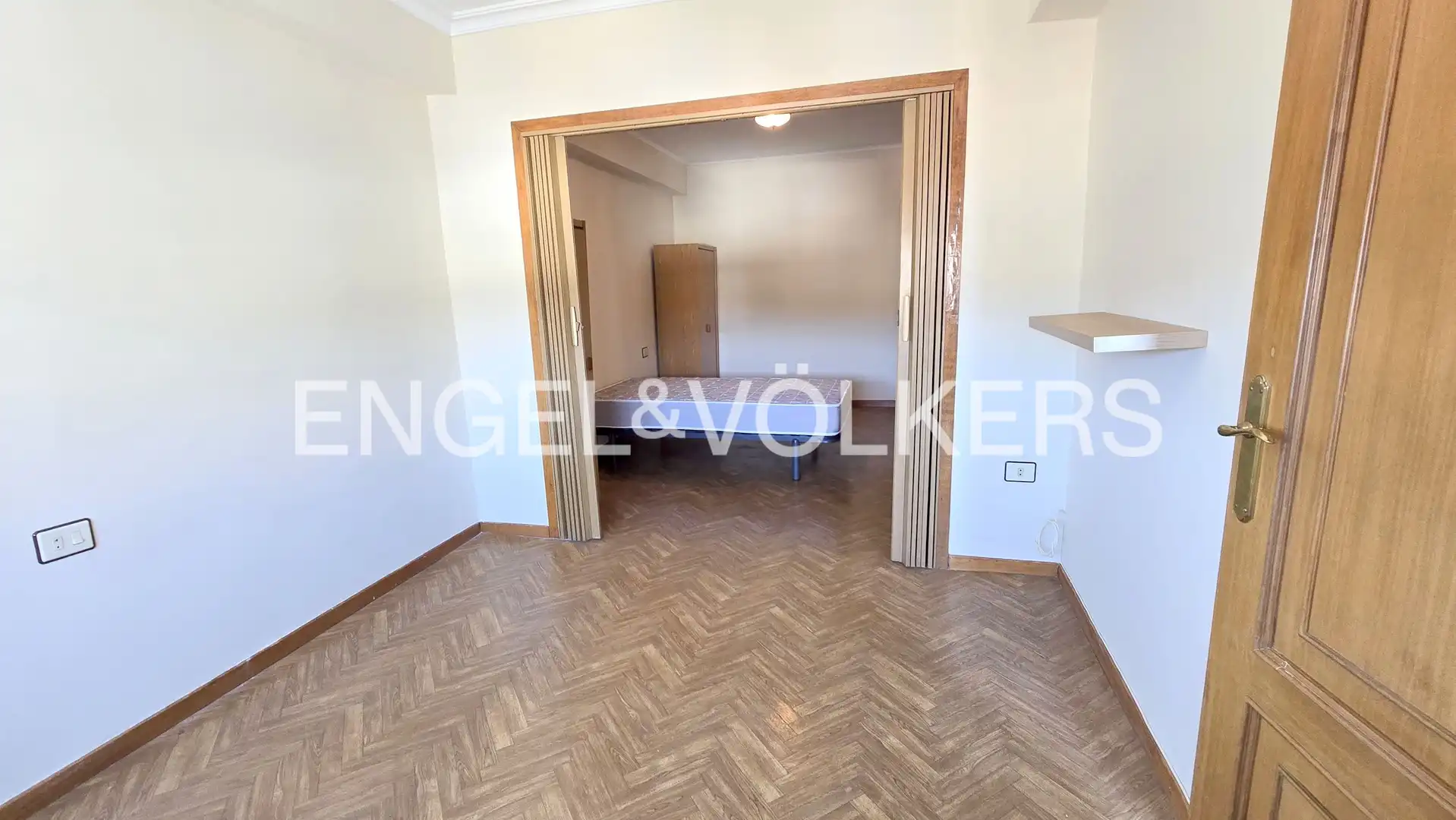 Piso en venta en Vigo  con Calefacción y Balcón