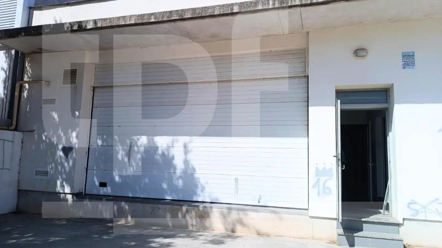 Industrial buildings for sale in L'Alcúdia