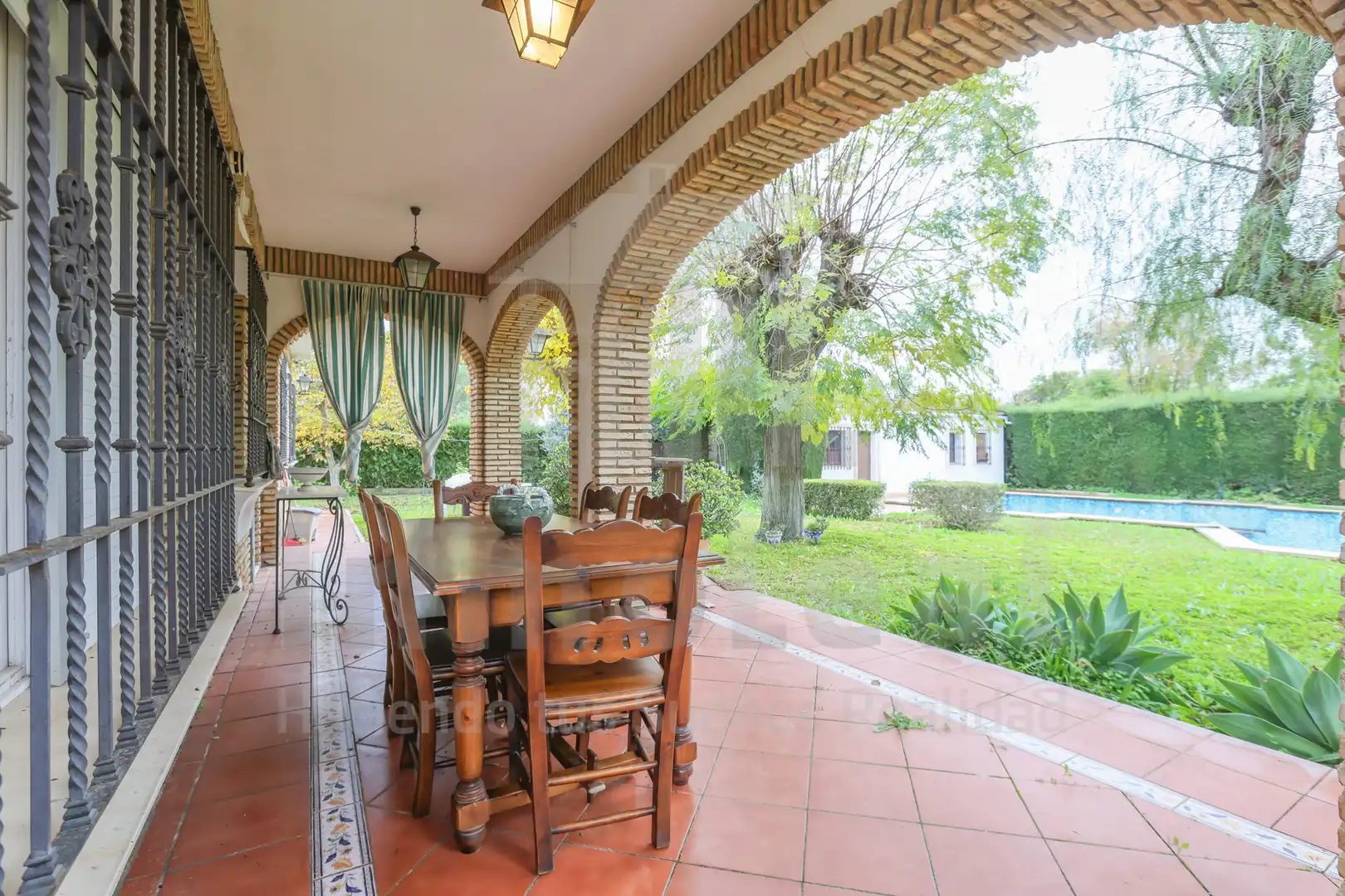 Garden of Houses for sale in Espartinas  with Air Conditioner, Heating and Private garden