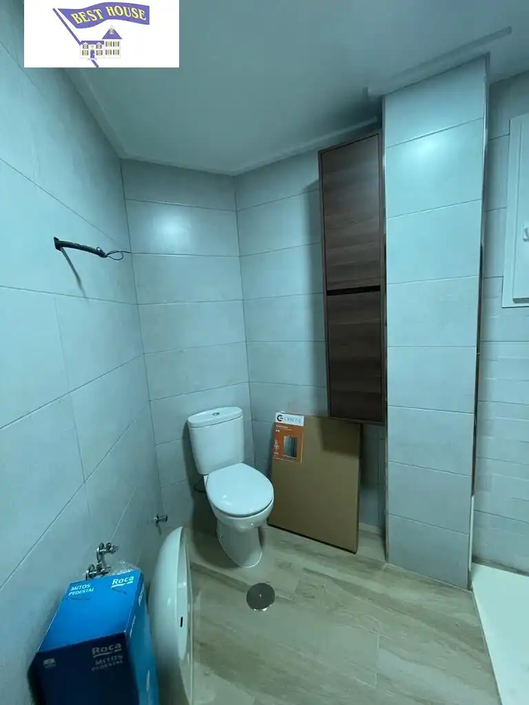 Bathroom of Flat for share in Albacete  with Heating and Balcony