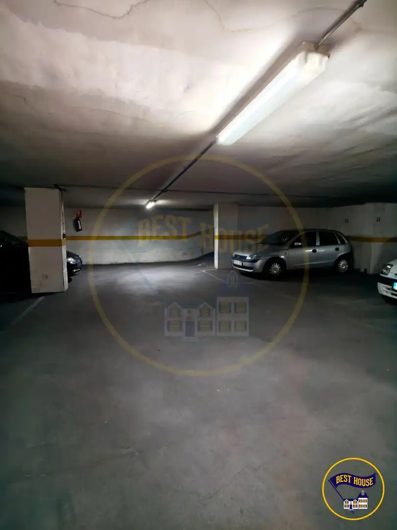 Parkplatz von Garage zum Verkauf in Cuenca