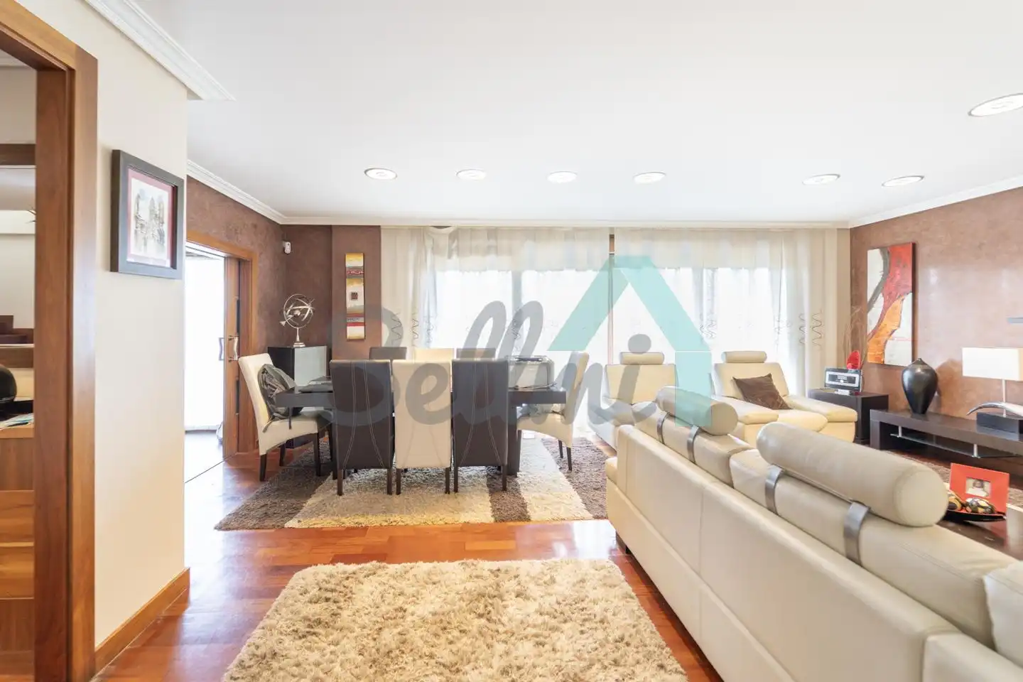 Sala de estar de Casa o chalet en venta en Oviedo  con Calefacción, Jardín privado y Parquet