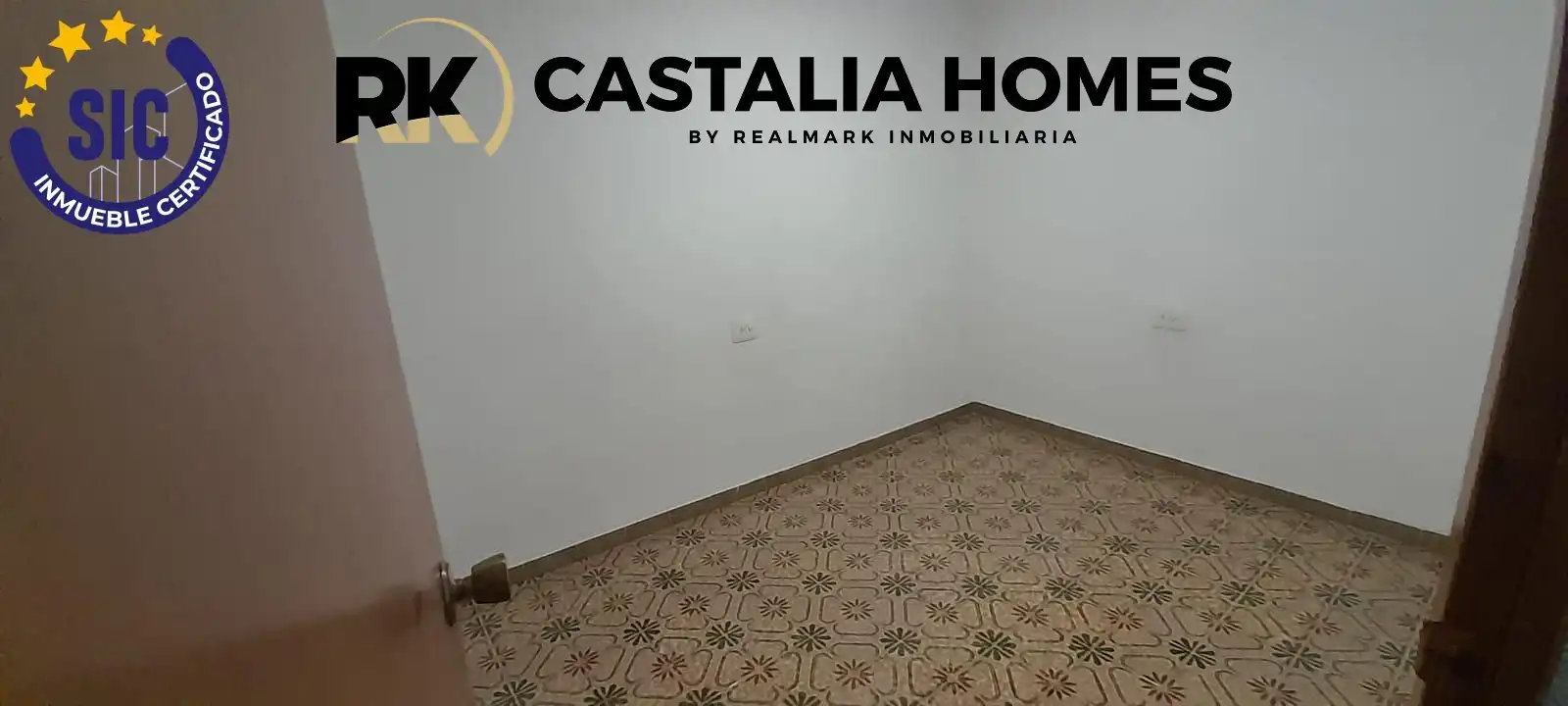 Casa adosada en venta en L'Alcora con Terraza