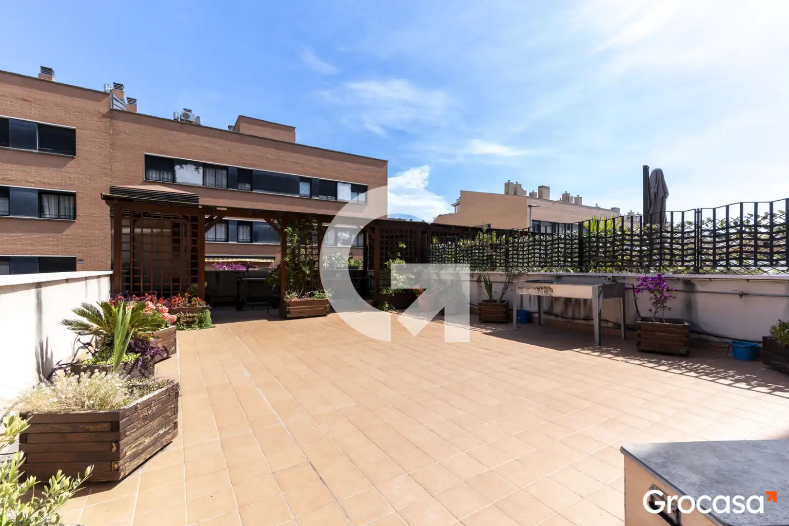 Jardín de Piso en venta en Sant Feliu de Llobregat con Aire acondicionado, Calefacción y Terraza