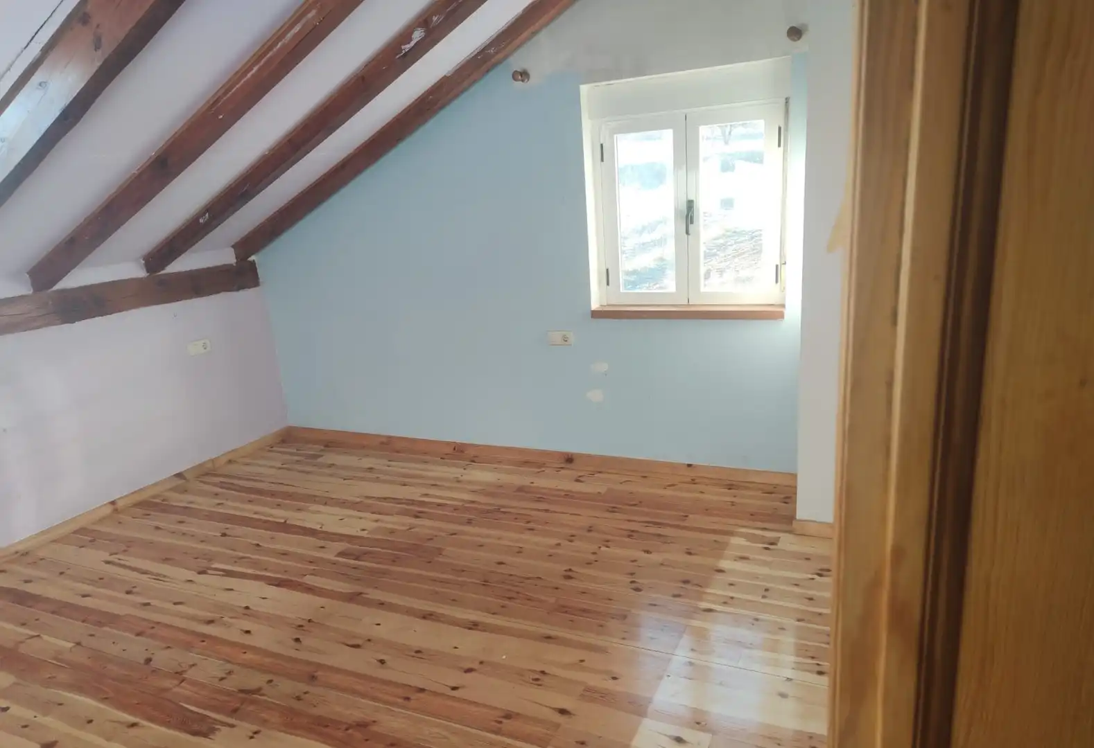 Schlafzimmer von Haus oder Chalet zum Verkauf in Alija del Infantado mit Privatgarten und Parkett