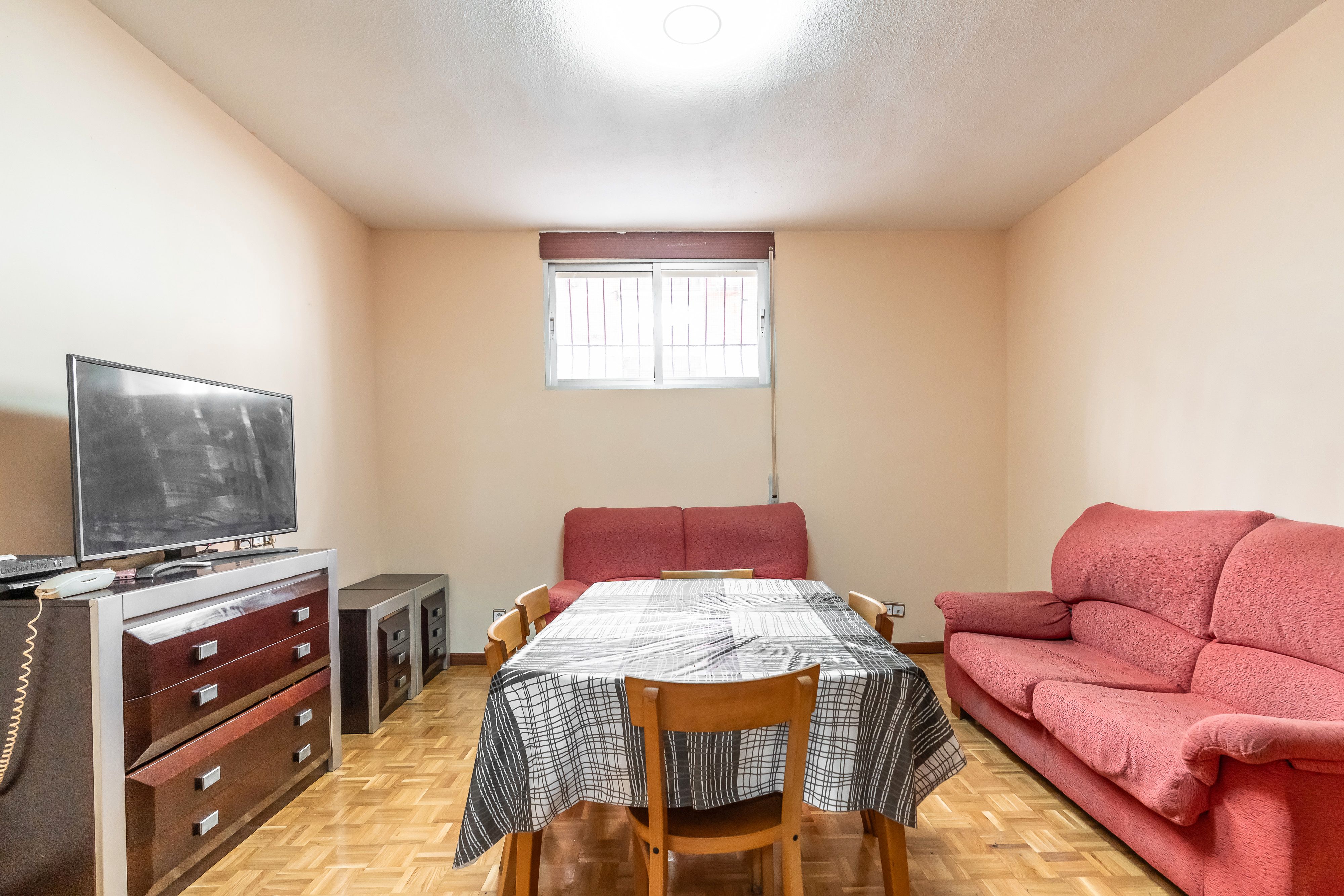 Piso en venta en  Madrid Capital con Calefacción