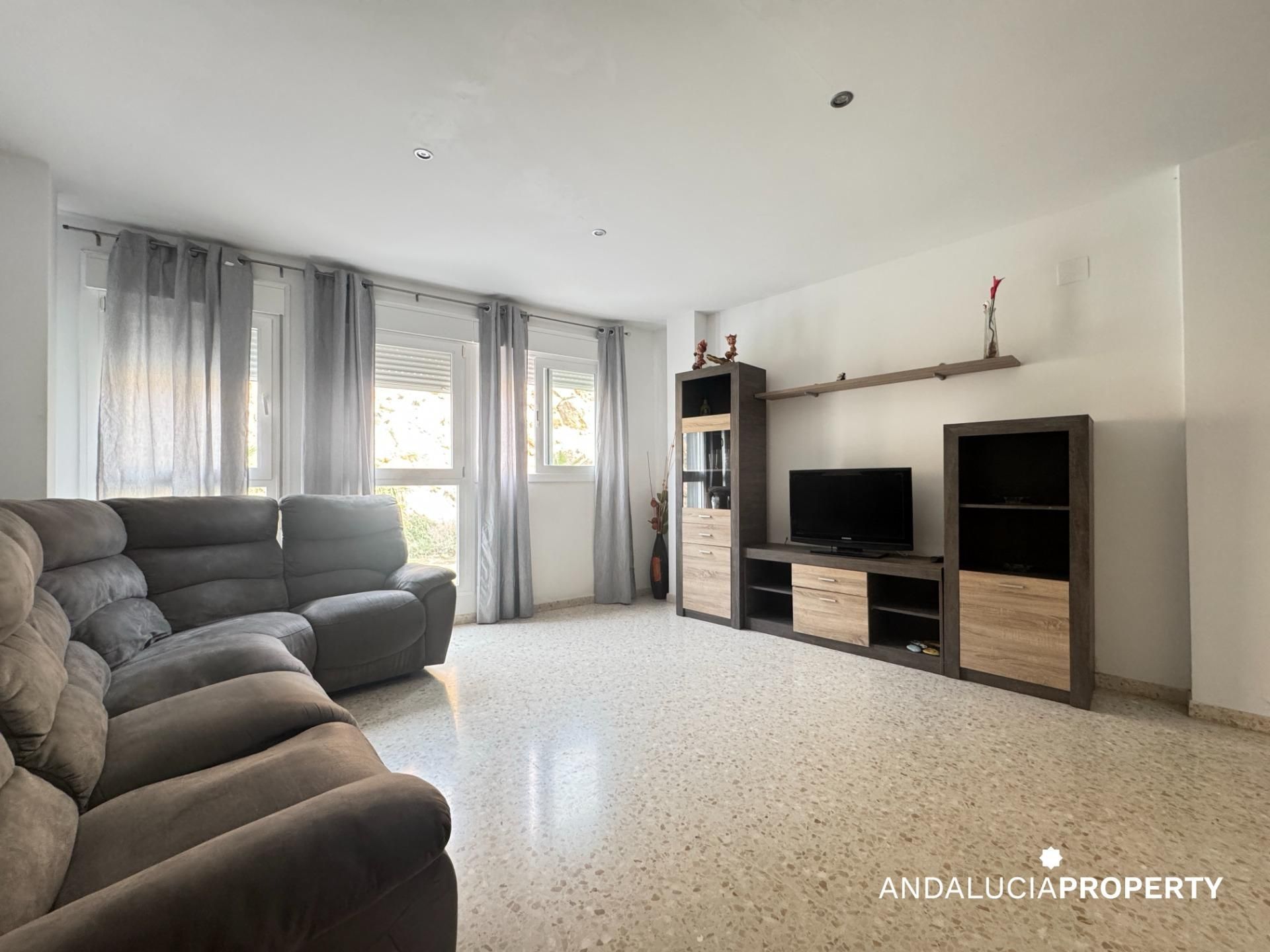 Sala d'estar de Pis en venda en Motril amb Aire condicionat, Calefacció i Traster