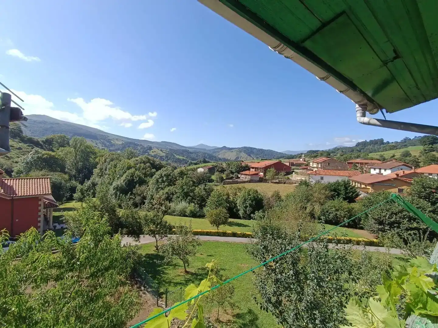 Vista exterior de Casa o chalet en venta en Anievas