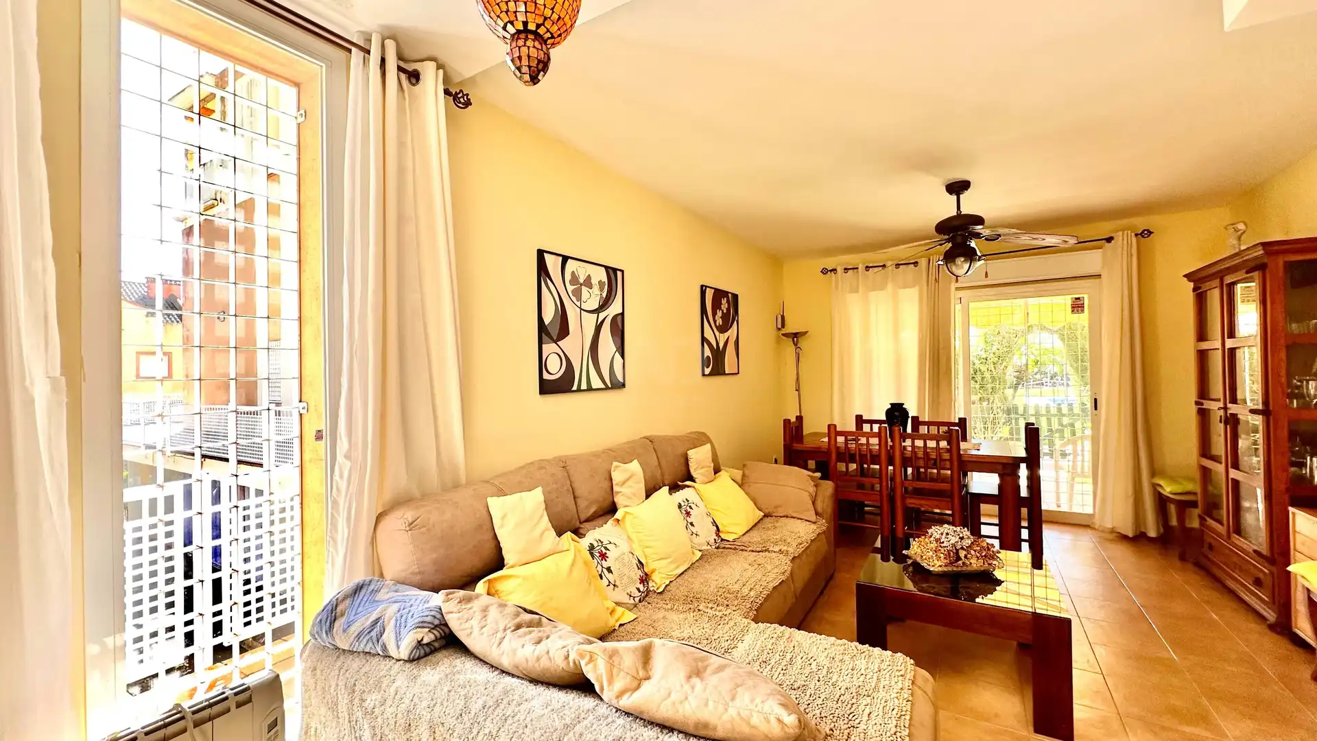 Sala de estar de Casa o chalet en venta en Islantilla con Calefacción, Terraza y Piscina