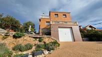 Vista exterior de Casa o xalet en venda en Vallirana amb Calefacció, Jardí privat i Terrassa