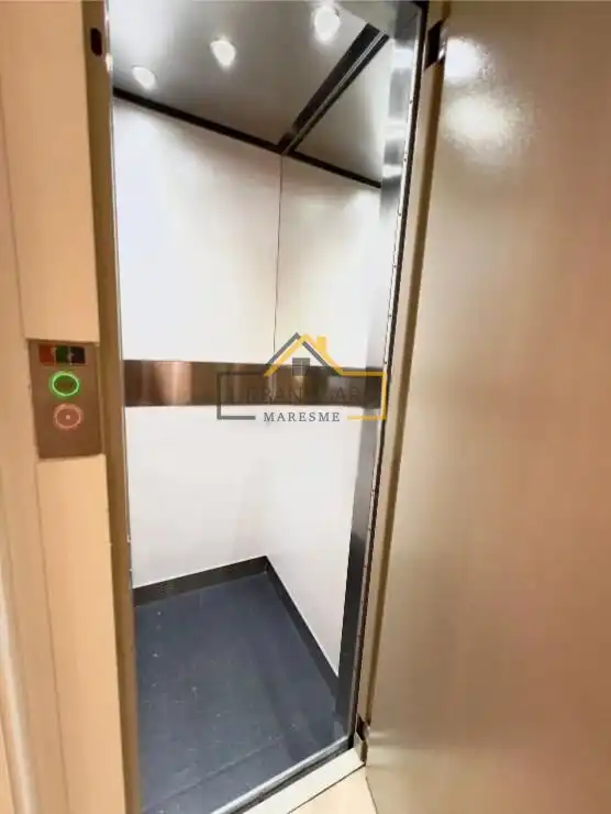 Planta baja en venta en Barcelona con Aire acondicionado, Calefacción y Parquet