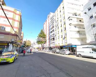 Vista exterior de Garatge en venda en San Juan de Aznalfarache