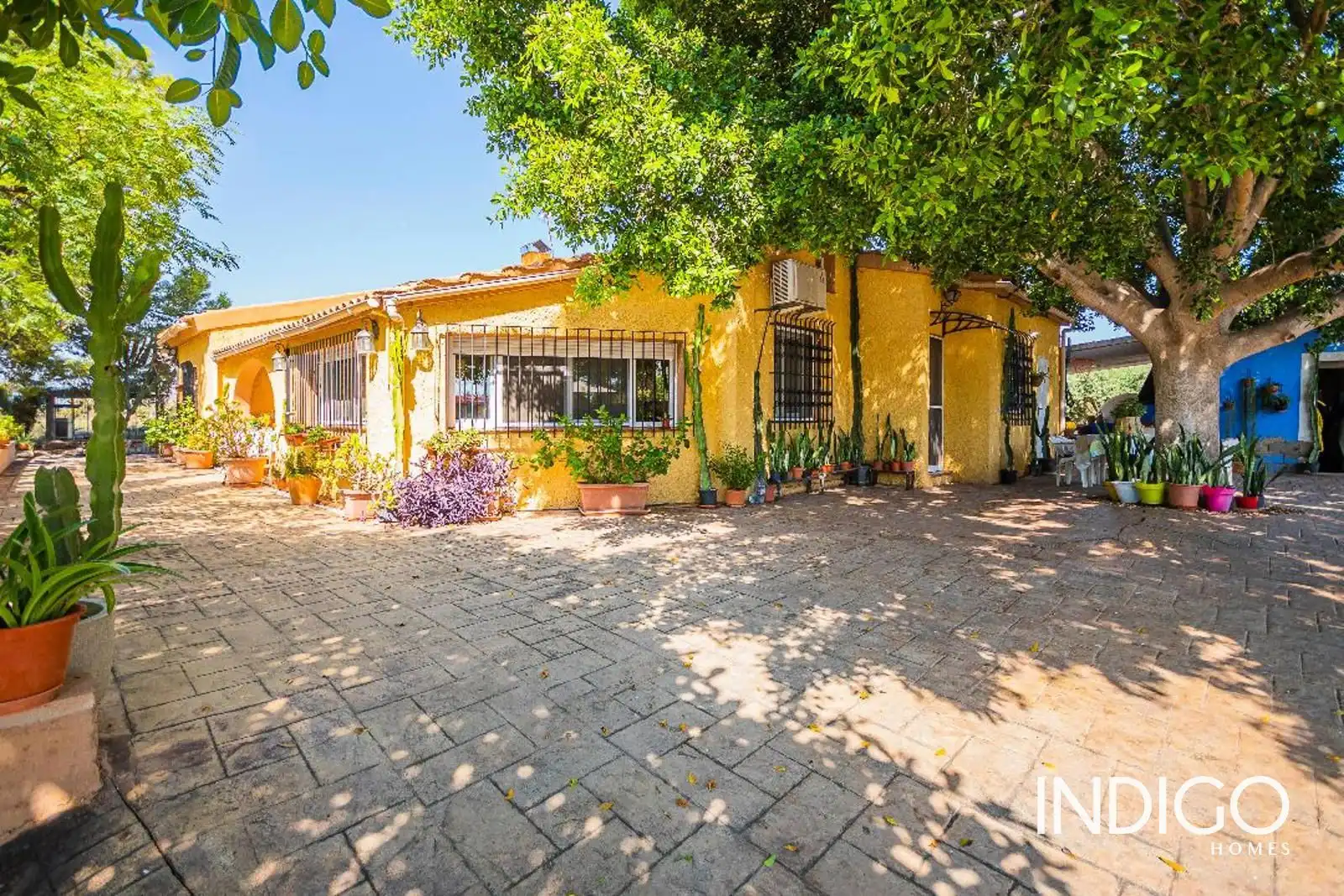 Exterior view of Houses for sale in San Vicente del Raspeig / Sant Vicent del Raspeig  with Air Conditioner, Heating and Terrace