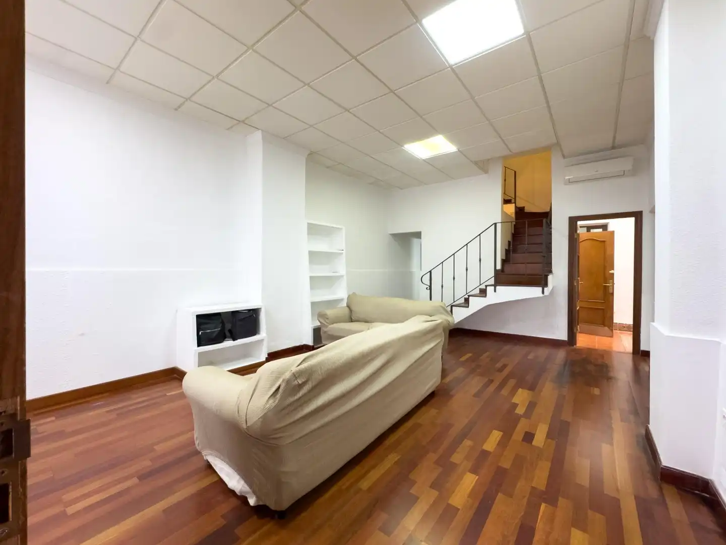 Einfamilien-Reihenhaus zum Verkauf in  Santa Cruz de Tenerife Capital mit Klimaanlage, Parkett und Terrasse