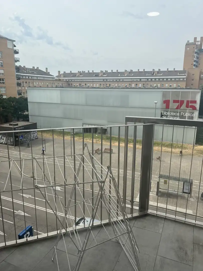 Terraza de Piso de alquiler en Girona con Calefacción, Terraza y Trastero