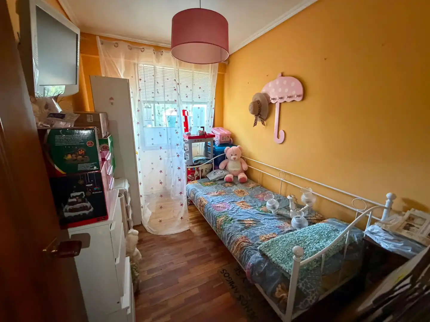 Schlafzimmer von Wohnung zum Verkauf in Ferrol mit Heizung, Terrasse und Abstellraum