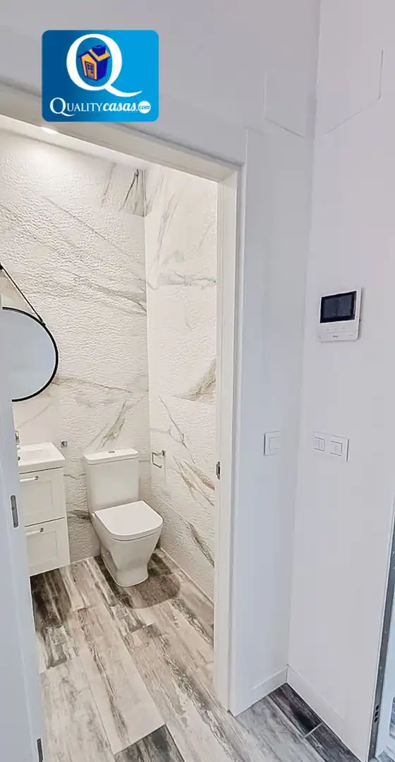 Bathroom of Commercial properties for rent in San Vicente del Raspeig / Sant Vicent del Raspeig  with Air Conditioner