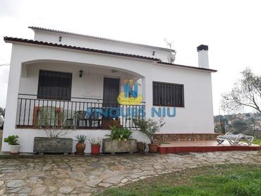 Villa mit Garten zum Verkauf in Carrer Sant Pau