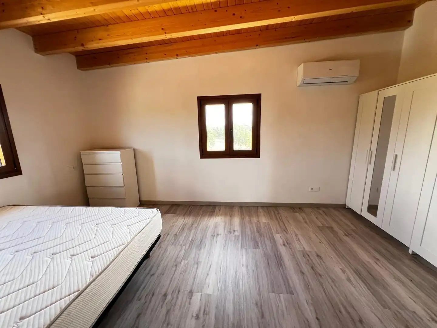 Habitación de Finca rústica de alquiler en Santanyí con Aire acondicionado, Calefacción y Terraza